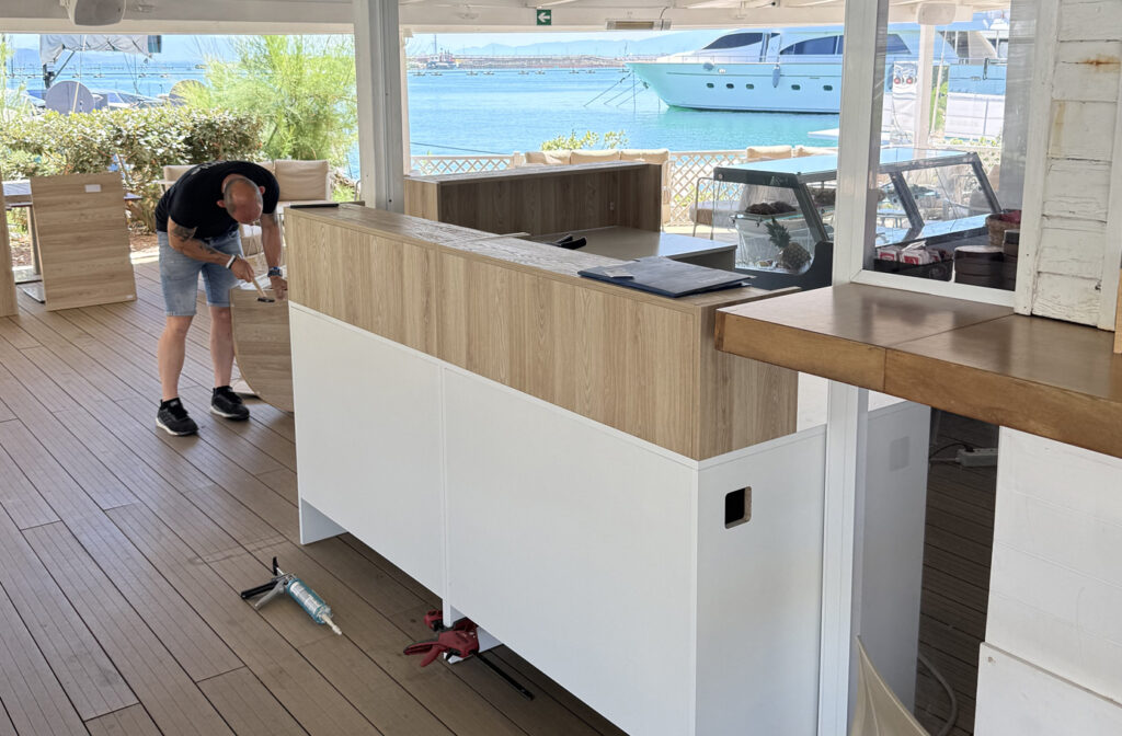 Treante base nautica mont2 Arredo Negozi su misura